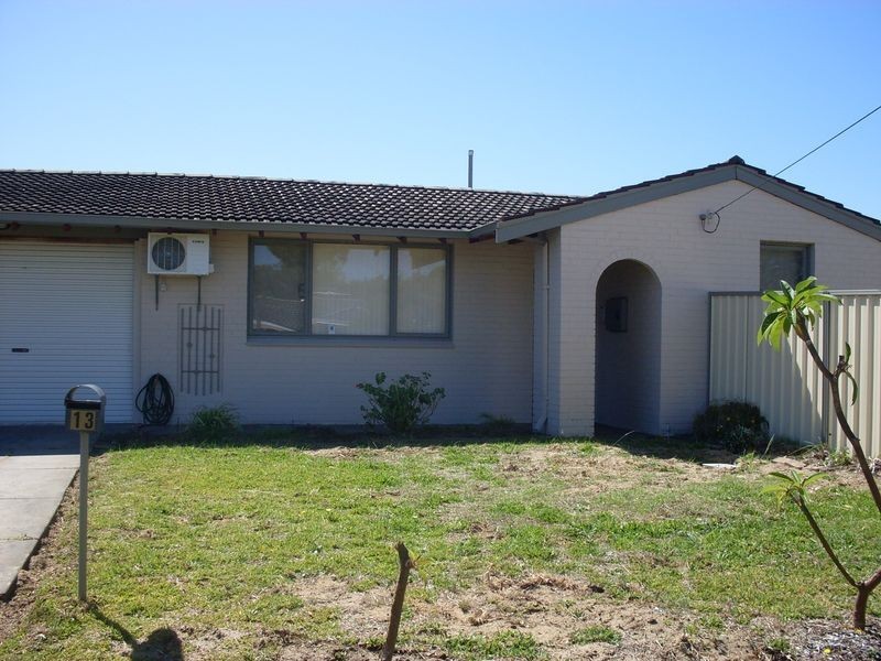 13 Lindy Way, Camillo WA 6111