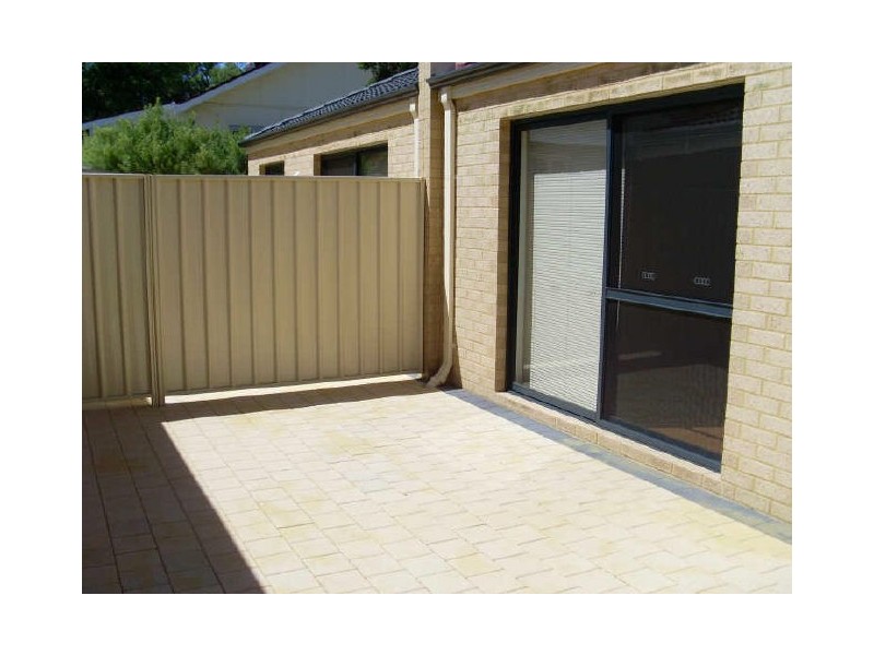 1/69 Bert Street, Gosnells WA 6110