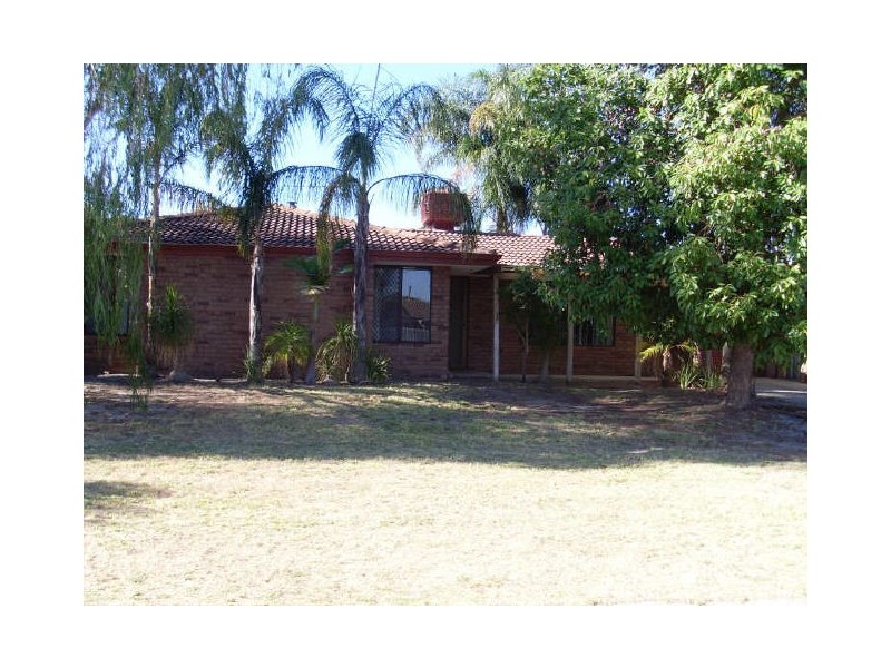 4 Blackwood Street, Gosnells WA 6110