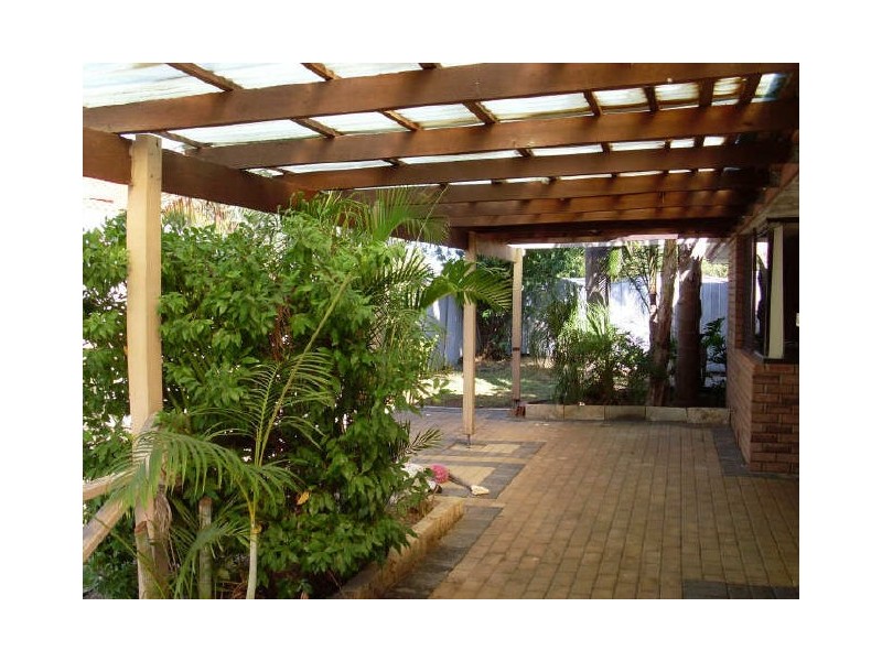 4 Blackwood Street, Gosnells WA 6110