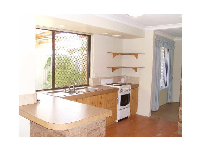 4 Blackwood Street, Gosnells WA 6110