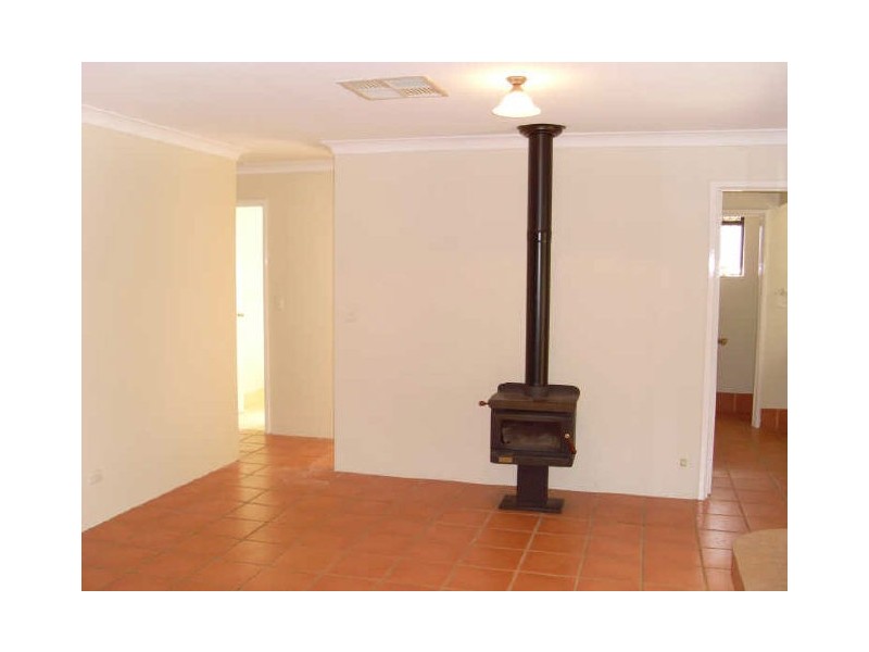 4 Blackwood Street, Gosnells WA 6110