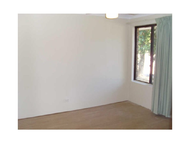 4 Blackwood Street, Gosnells WA 6110