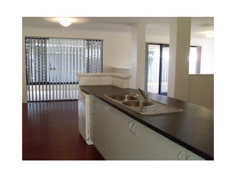 9 Vasse Way, Gosnells WA 6110