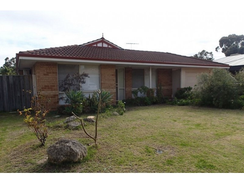 11 Mackay Crescent, Gosnells WA 6110