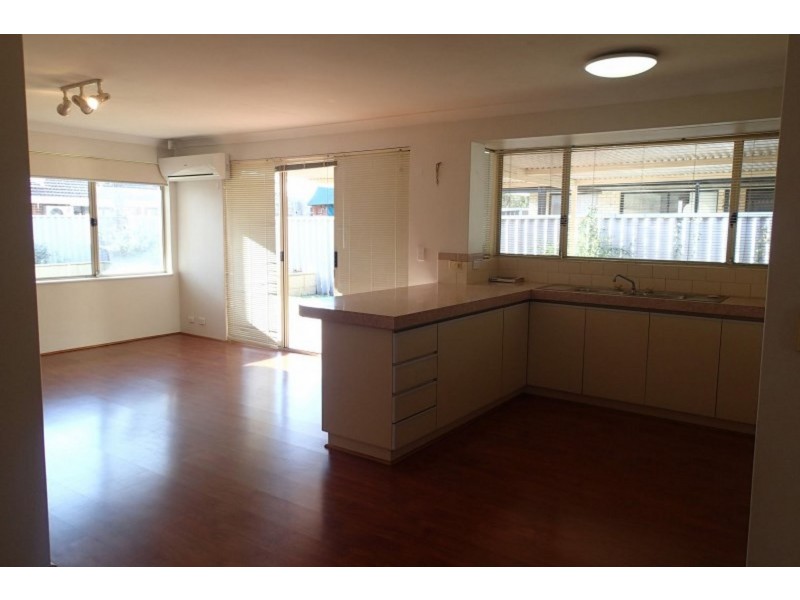 11 Mackay Crescent, Gosnells WA 6110