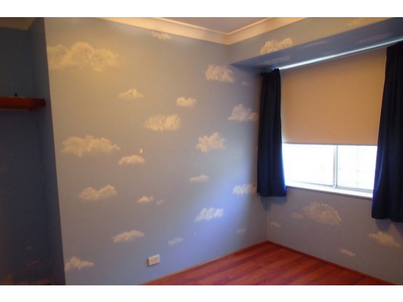 11 Mackay Crescent, Gosnells WA 6110