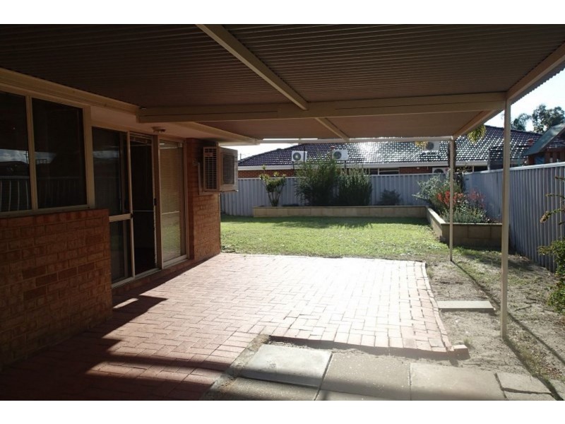 11 Mackay Crescent, Gosnells WA 6110