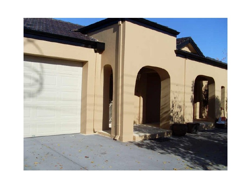 107 Pitchford Ave, Maddington WA 6109