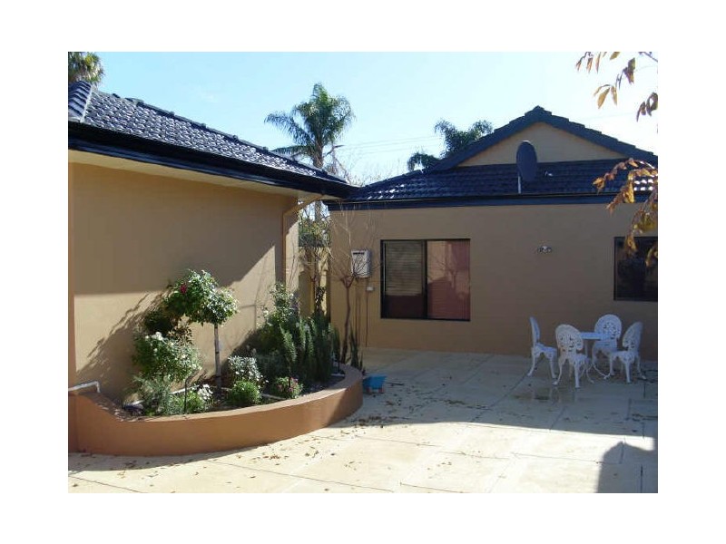 107 Pitchford Ave, Maddington WA 6109