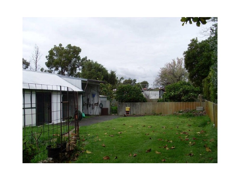 51 Trink Street, Cloverdale WA 6105