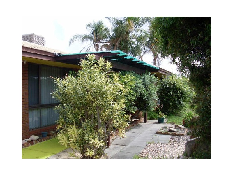 55 Astinal Drive, Gosnells WA 6110