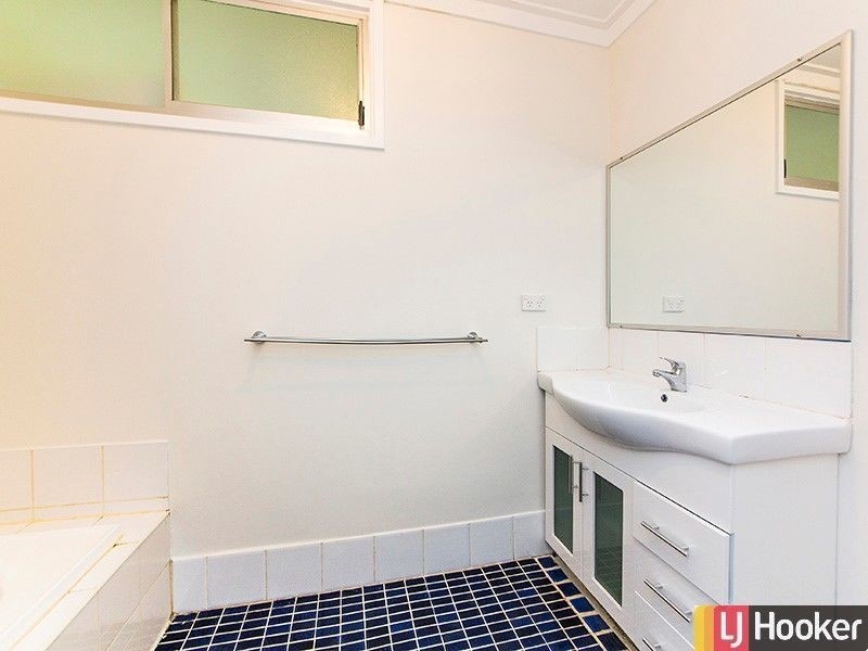46 Greenway Avenue, Thornlie WA 6108