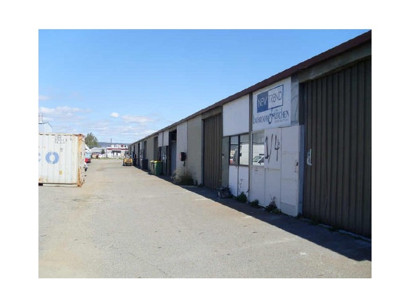 7/4 Malcolm Road, Maddington WA 6109