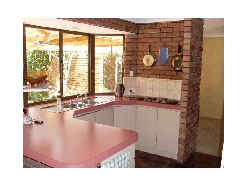 18 Duri Street, Armadale WA 6112