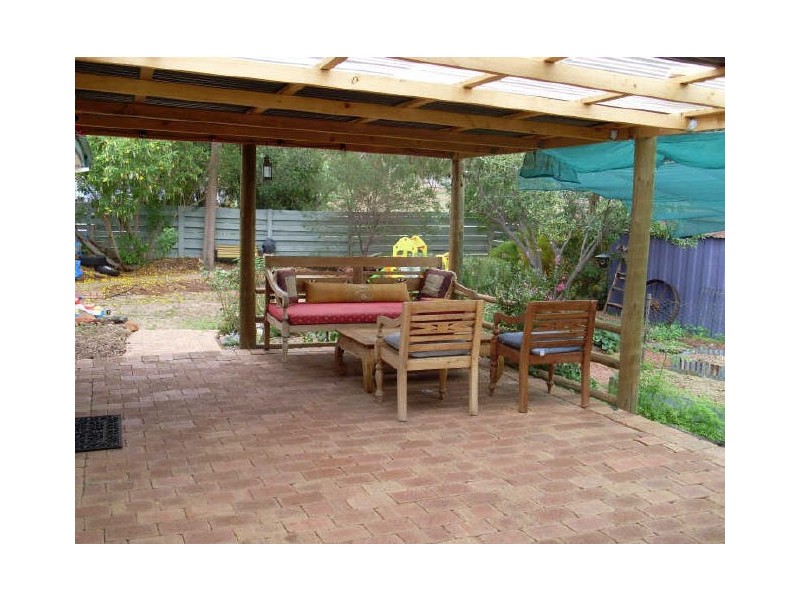 7 Ellen Street, Mount Nasura WA 6112