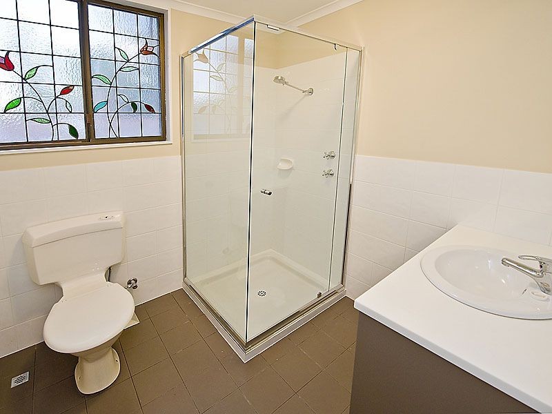 93 Regency Drive, Thornlie WA 6108