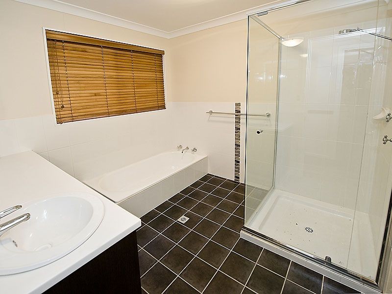 93 Regency Drive, Thornlie WA 6108