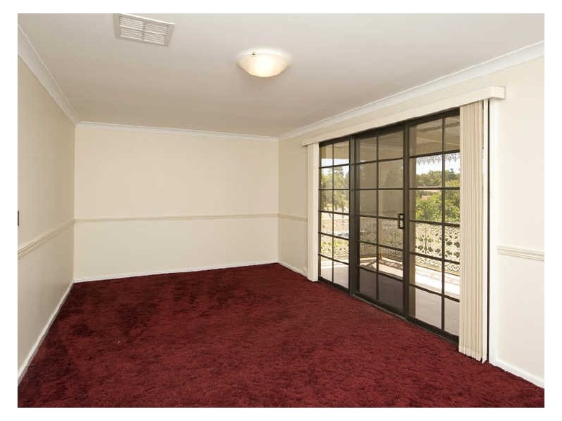 93 Regency Drive, Thornlie WA 6108