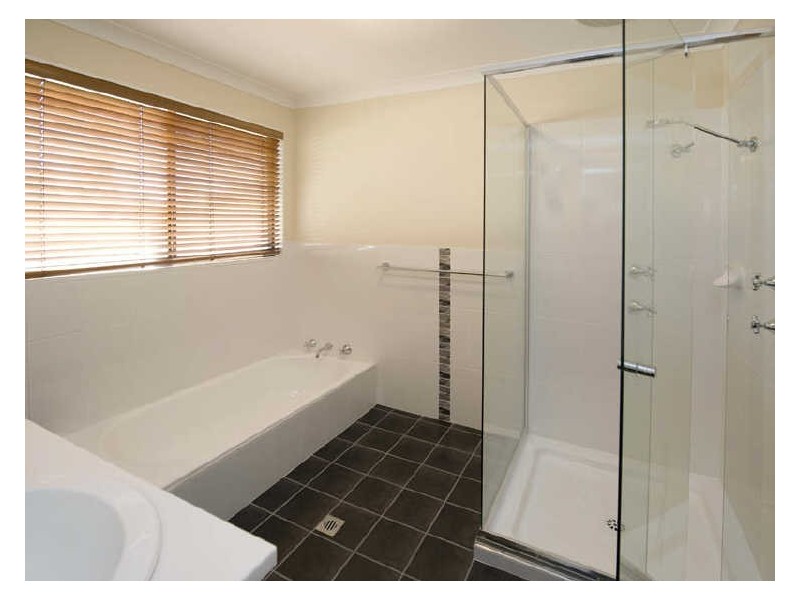 93 Regency Drive, Thornlie WA 6108