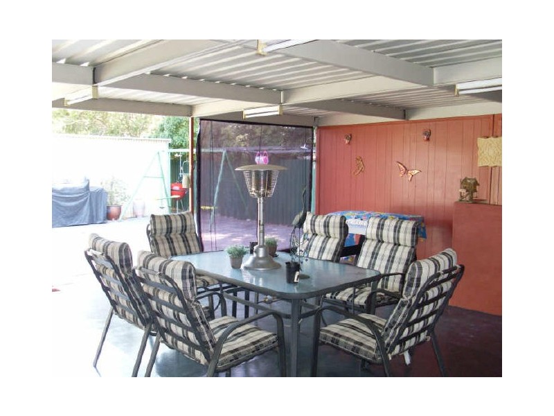 12 Hibiscus Road, Maddington WA 6109