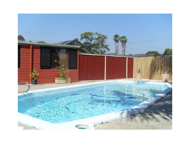12 Hibiscus Road, Maddington WA 6109