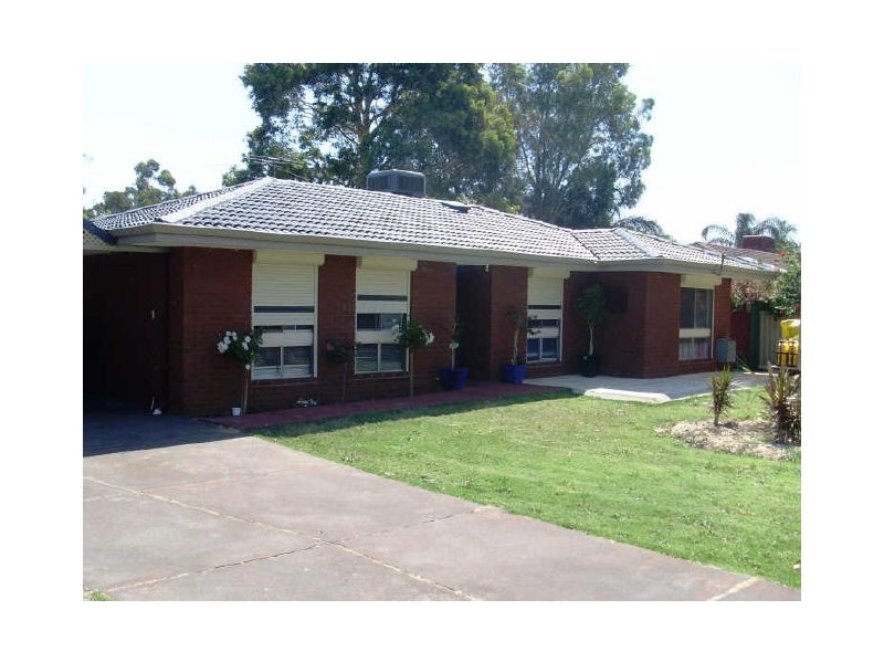 12 Hibiscus Road, Maddington WA 6109