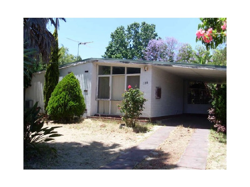 128 Verna Street, Gosnells WA 6110