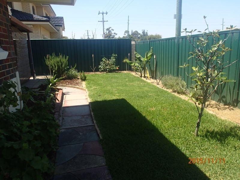 209 Wharf street, Queens Park WA 6107