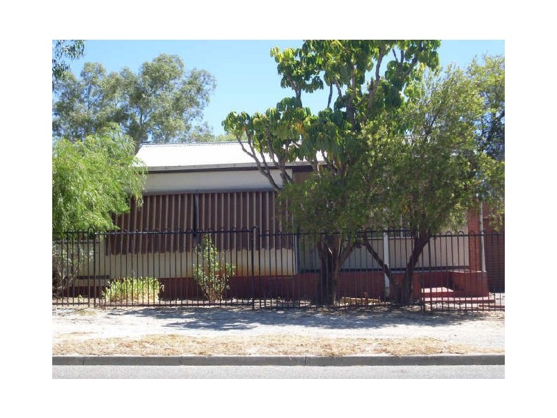 23 Lutz Court, Gosnells WA 6110