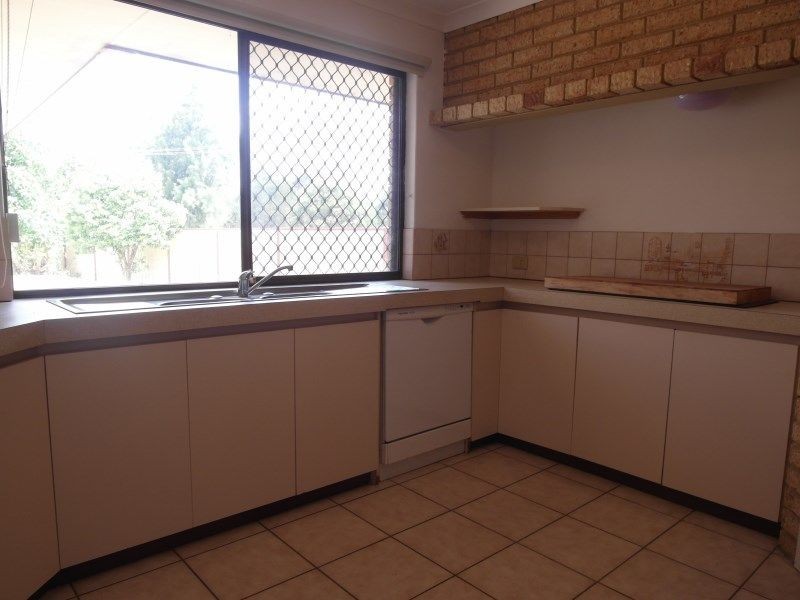 33 Swingler Way, Gosnells WA 6110