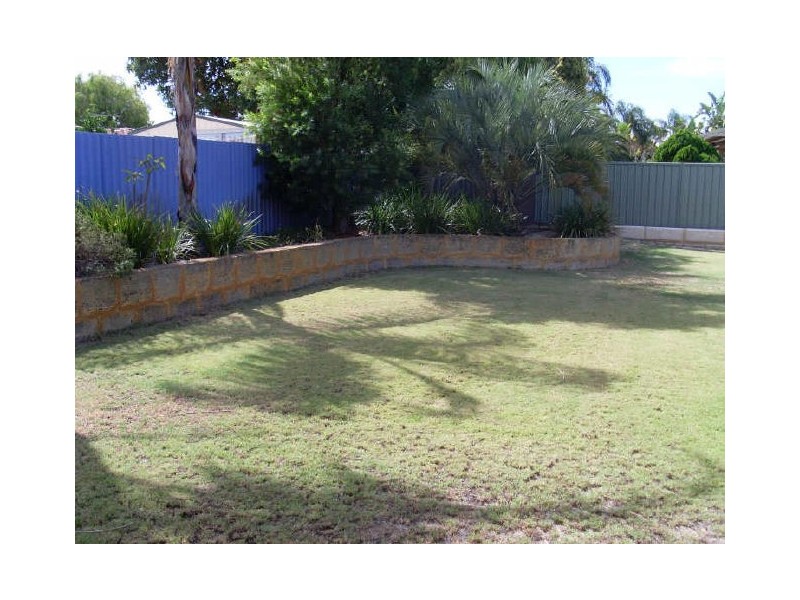 37 Durack Crescent, Gosnells WA 6110