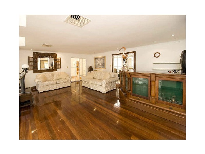 20 Terence Street, Gosnells WA 6110