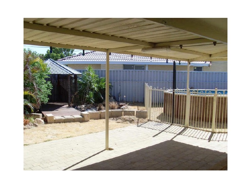 4 Cavenagh Court, Beckenham WA 6107