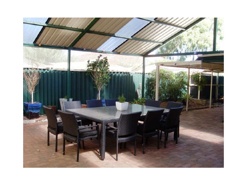 17 Farringdon Way, Huntingdale WA 6110