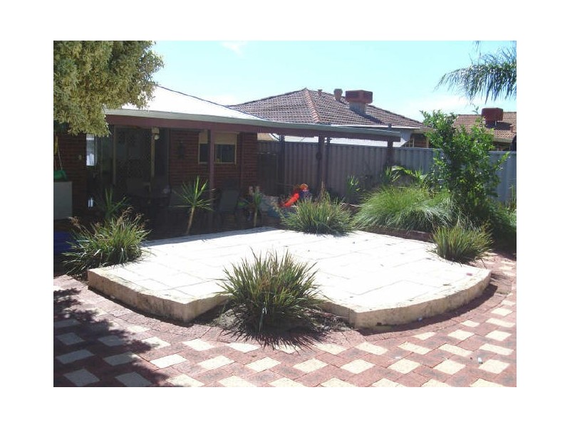 48 Ellamere Retreat, Maddington WA 6109