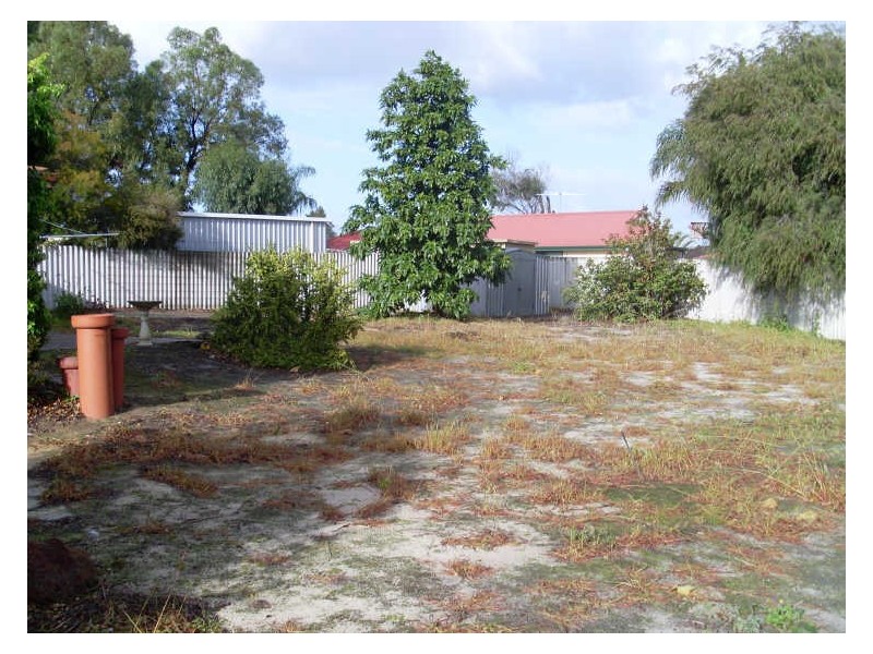 14 Frankland Court, Gosnells WA 6110