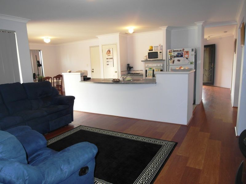 73 Chamberlain Street, Gosnells WA 6110