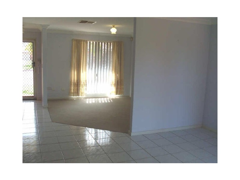 12/22 Swingler Way, Gosnells WA 6110