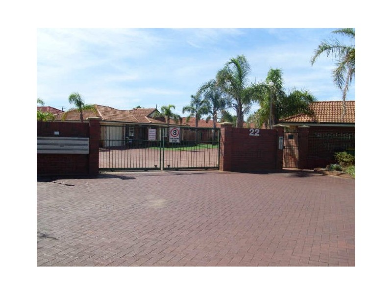 12/22 Swingler Way, Gosnells WA 6110