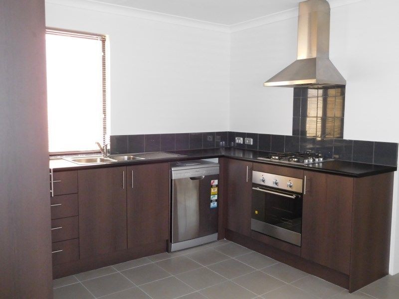 94 Eudoria Street, Gosnells WA 6110