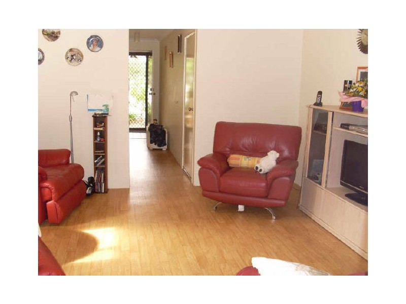 2/43 Evelyn Street, Gosnells WA 6110