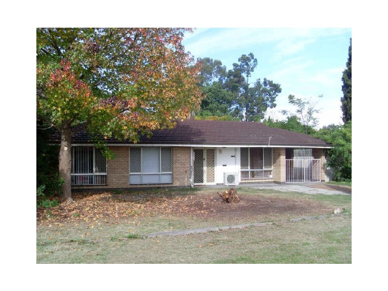 8 Queen Street, Gosnells WA 6110