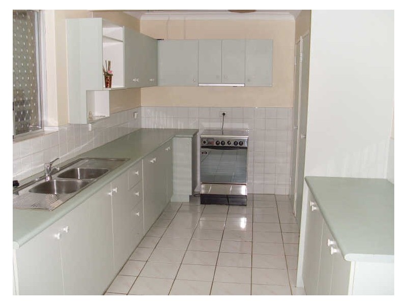 23 Sandalwood Street, Maddington WA 6109