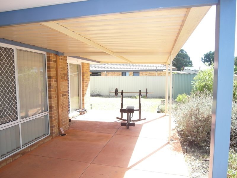 25 Lutz Court, Gosnells WA 6110