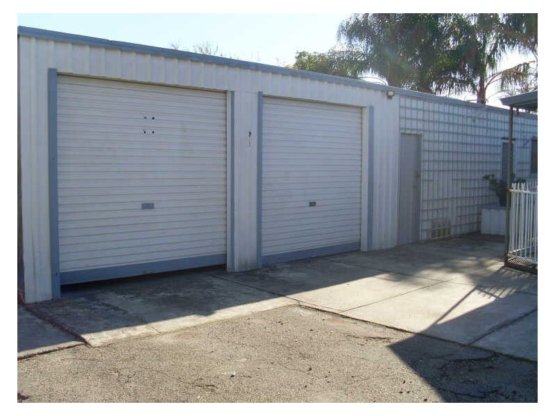 12 Isdell Place, Gosnells WA 6110