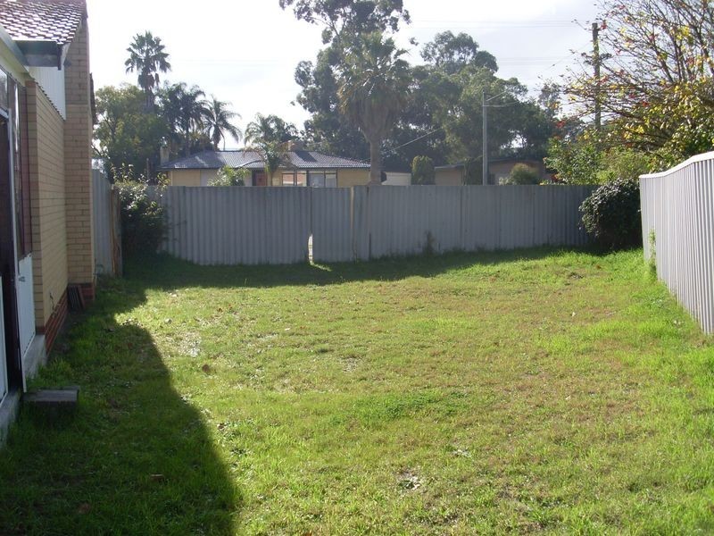 5 Stanford Street, Maddington WA 6109