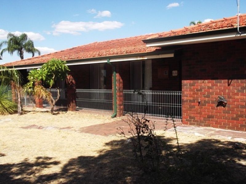 44 Griffith Way, Thornlie WA 6108