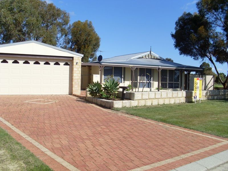 16 Kookaburra Way, Gosnells WA 6110