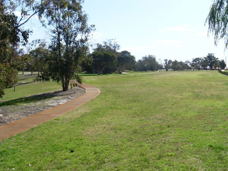 16 Kookaburra Way, Gosnells WA 6110